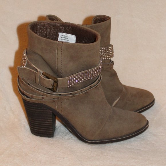 UNIONBAY Shoes - Unionbay 6M Brown Booties Buckles